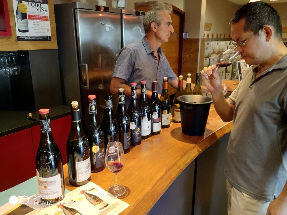 做進(jìn)口紅酒代理生意要花多少錢？來看這里