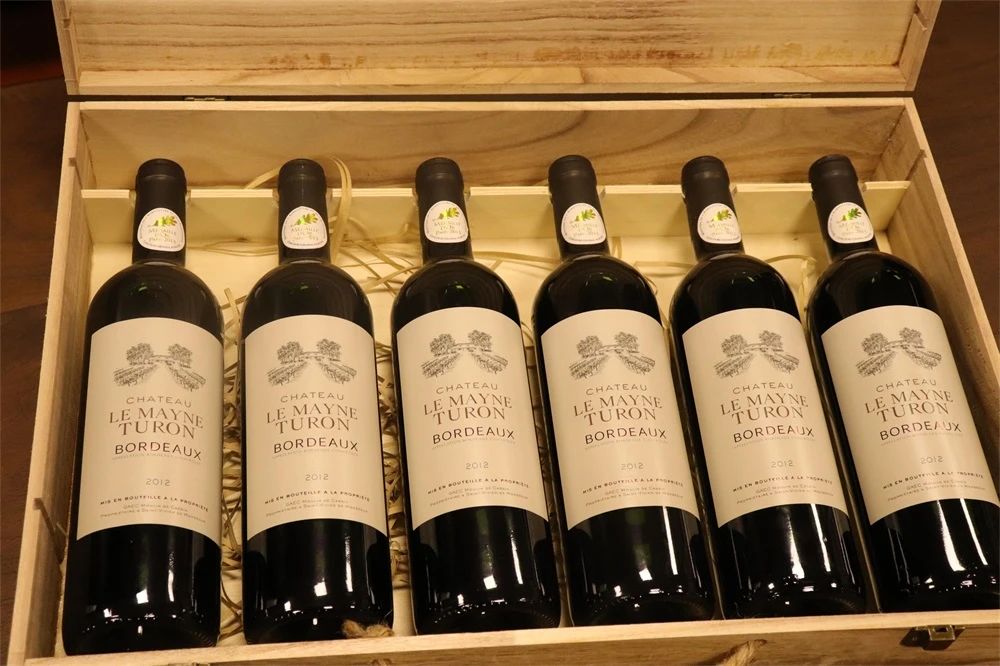 紅酒品牌，我們?cè)撊绾芜x擇呢?